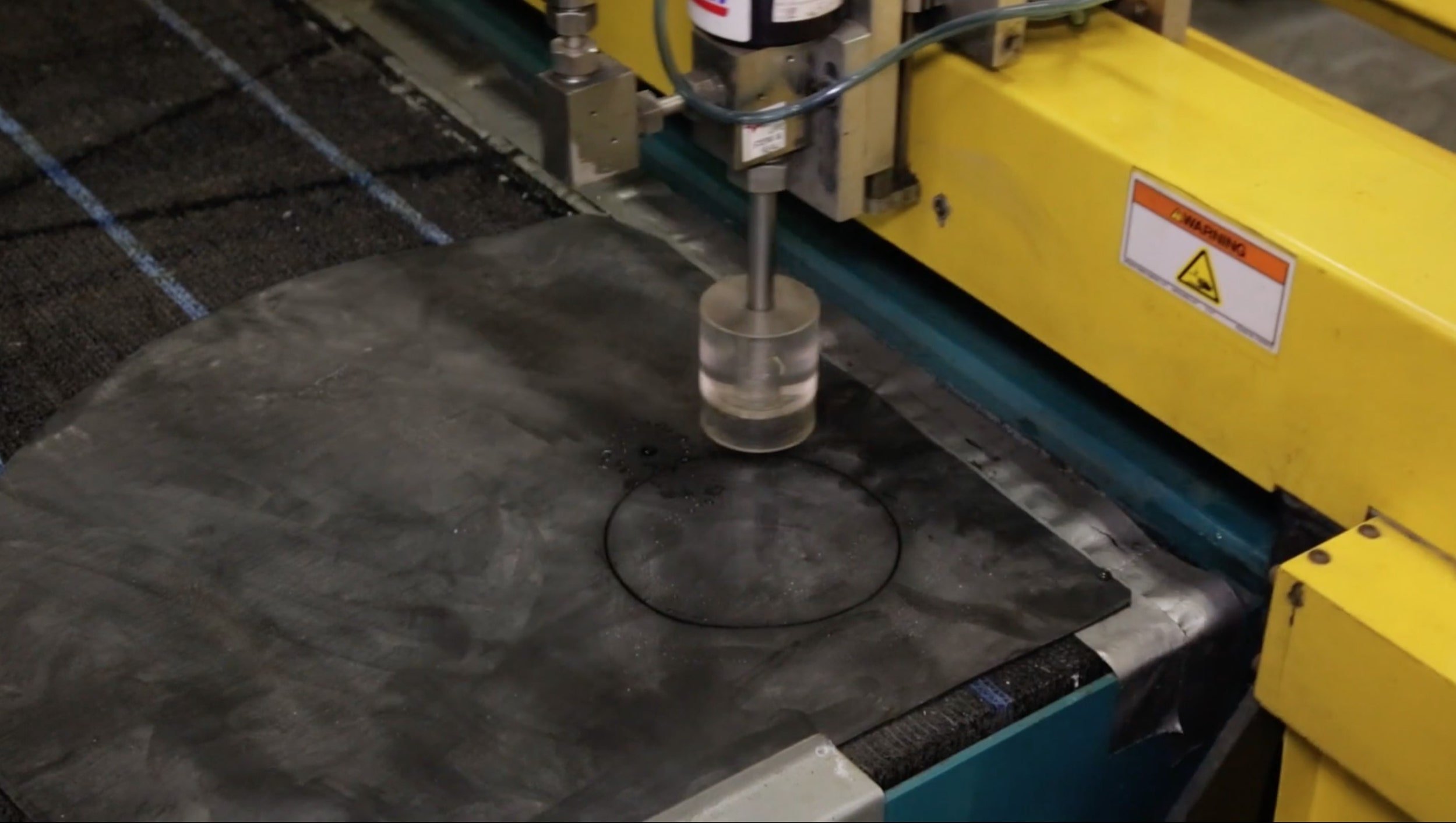 Lockformer-Vulcan-Fiberglass-and-Insulation-Foam-Waterjet-Cutting-System-v4-min