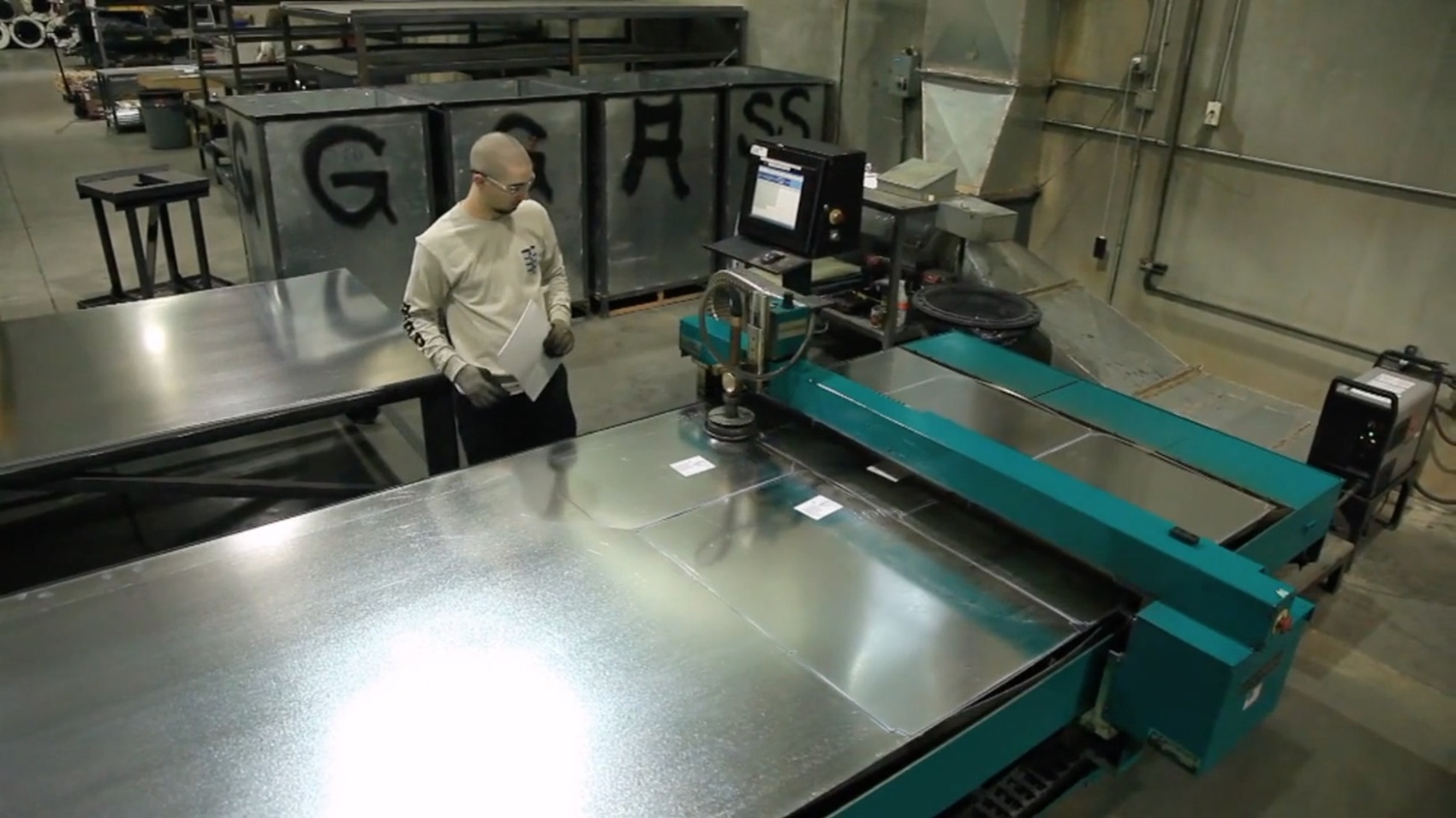 Lockformer-VulcanPlus-Sheet-Metal-Plasma-Cutting-System-v18-min-1